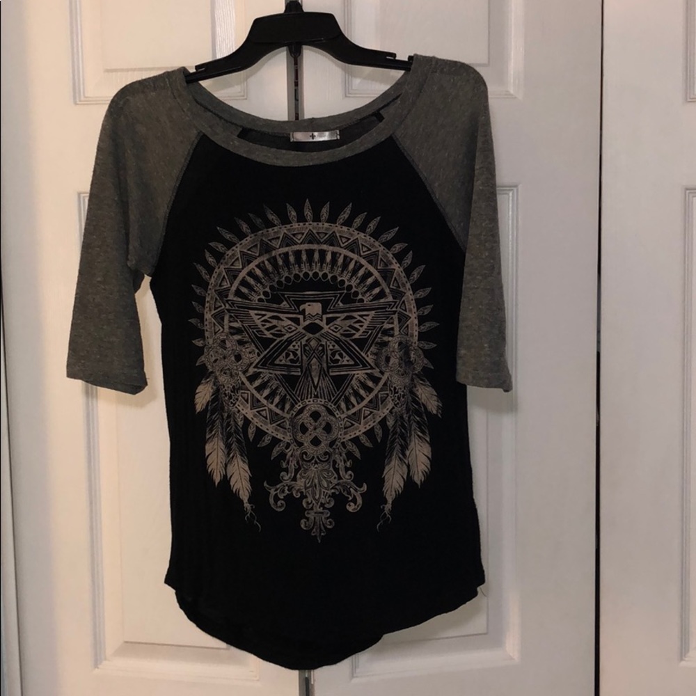 Half sleeve t shirt